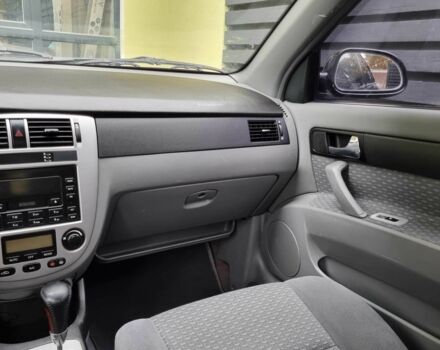 Черный Шевроле Лачетти, объемом двигателя 1.8 л и пробегом 168 тыс. км за 3000 $, фото 3 на Automoto.ua