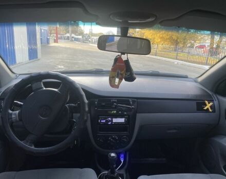 Черный Шевроле Лачетти, объемом двигателя 1.8 л и пробегом 298 тыс. км за 4200 $, фото 7 на Automoto.ua