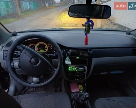 Черный Шевроле Лачетти, объемом двигателя 1.8 л и пробегом 241 тыс. км за 4300 $, фото 3 на Automoto.ua