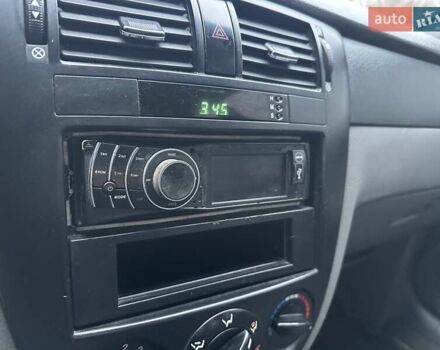 Черный Шевроле Лачетти, объемом двигателя 1.6 л и пробегом 280 тыс. км за 2999 $, фото 29 на Automoto.ua