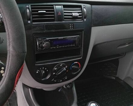 Чорний Шевроле Лачетті, об'ємом двигуна 1.8 л та пробігом 185 тис. км за 3900 $, фото 6 на Automoto.ua