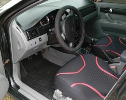 Чорний Шевроле Лачетті, об'ємом двигуна 1.8 л та пробігом 185 тис. км за 3900 $, фото 7 на Automoto.ua