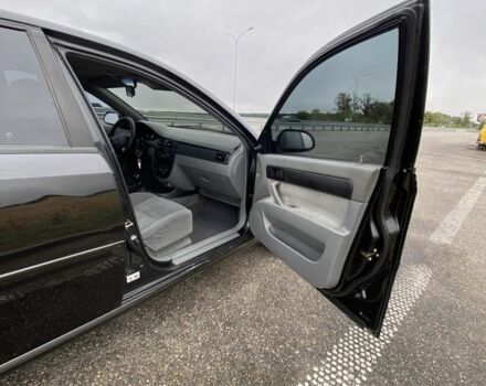 Черный Шевроле Лачетти, объемом двигателя 1.6 л и пробегом 170 тыс. км за 3800 $, фото 12 на Automoto.ua