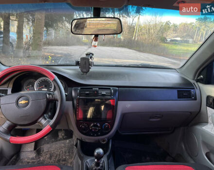 Черный Шевроле Лачетти, объемом двигателя 1.6 л и пробегом 220 тыс. км за 3300 $, фото 1 на Automoto.ua