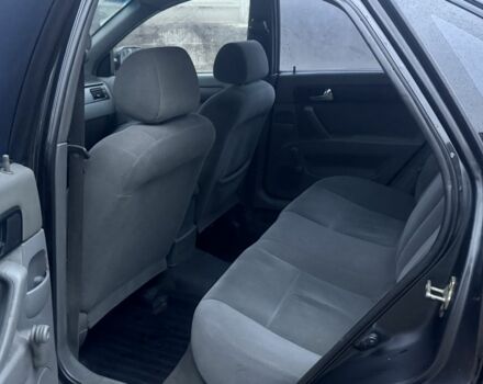 Черный Шевроле Лачетти, объемом двигателя 1.8 л и пробегом 220 тыс. км за 2950 $, фото 6 на Automoto.ua