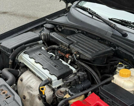 Черный Шевроле Лачетти, объемом двигателя 1.8 л и пробегом 190 тыс. км за 3650 $, фото 13 на Automoto.ua