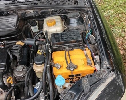 Черный Шевроле Лачетти, объемом двигателя 1.8 л и пробегом 256 тыс. км за 4500 $, фото 5 на Automoto.ua