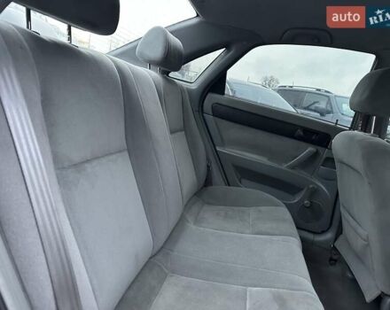 Черный Шевроле Лачетти, объемом двигателя 1.6 л и пробегом 280 тыс. км за 2999 $, фото 42 на Automoto.ua