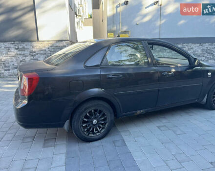 Черный Шевроле Лачетти, объемом двигателя 1.8 л и пробегом 228 тыс. км за 3000 $, фото 5 на Automoto.ua