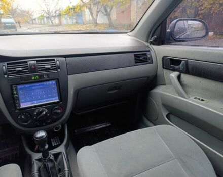 Черный Шевроле Лачетти, объемом двигателя 1.6 л и пробегом 245 тыс. км за 3650 $, фото 8 на Automoto.ua