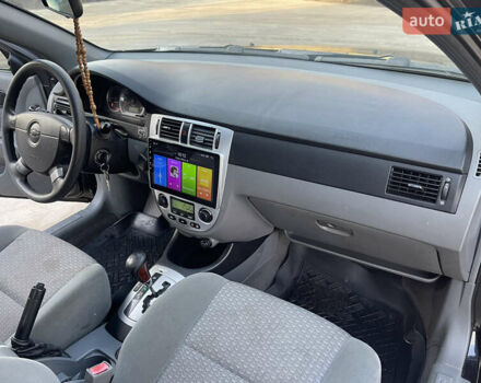 Черный Шевроле Лачетти, объемом двигателя 1.8 л и пробегом 180 тыс. км за 2850 $, фото 7 на Automoto.ua