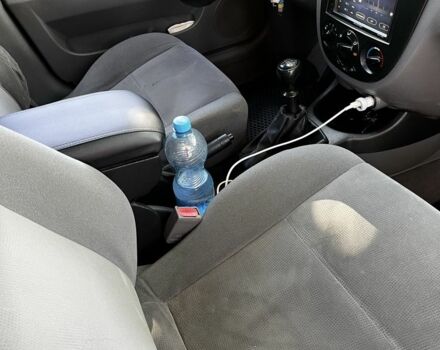 Черный Шевроле Лачетти, объемом двигателя 1.6 л и пробегом 3 тыс. км за 3800 $, фото 5 на Automoto.ua