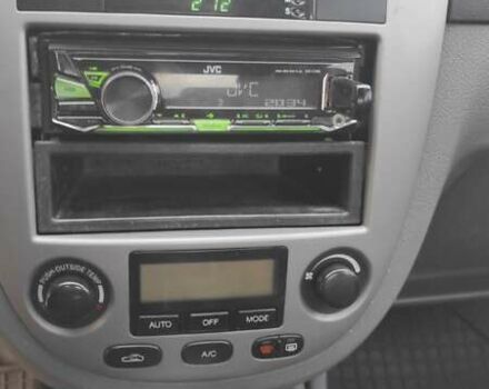 Черный Шевроле Лачетти, объемом двигателя 1.8 л и пробегом 390 тыс. км за 3100 $, фото 8 на Automoto.ua