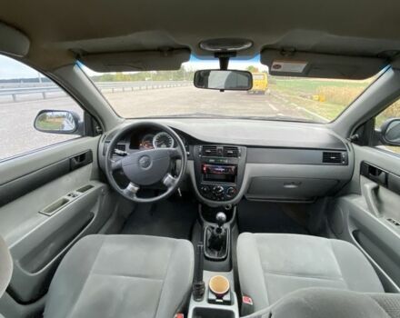 Черный Шевроле Лачетти, объемом двигателя 1.6 л и пробегом 170 тыс. км за 3800 $, фото 10 на Automoto.ua