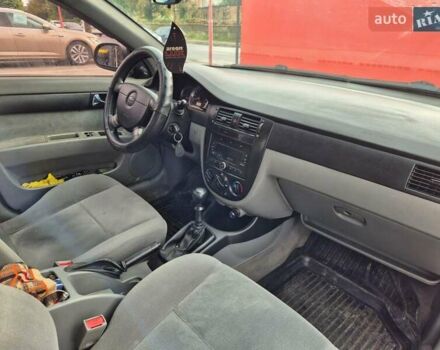 Черный Шевроле Лачетти, объемом двигателя 1.6 л и пробегом 380 тыс. км за 3990 $, фото 7 на Automoto.ua