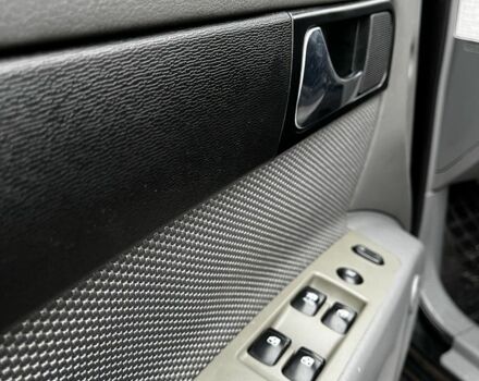 Черный Шевроле Лачетти, объемом двигателя 1.8 л и пробегом 176 тыс. км за 4500 $, фото 5 на Automoto.ua