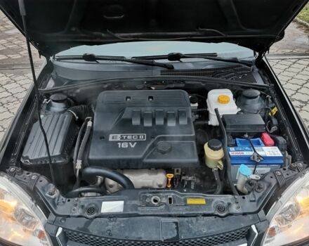 Черный Шевроле Лачетти, объемом двигателя 1.6 л и пробегом 185 тыс. км за 5300 $, фото 1 на Automoto.ua