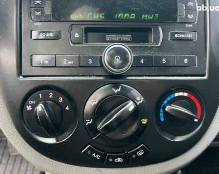 Чорний Шевроле Лачетті, об'ємом двигуна 1.6 л та пробігом 247 тис. км за 3890 $, фото 26 на Automoto.ua