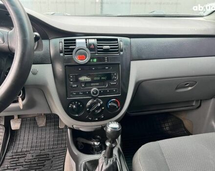 Чорний Шевроле Лачетті, об'ємом двигуна 1.6 л та пробігом 247 тис. км за 3890 $, фото 24 на Automoto.ua