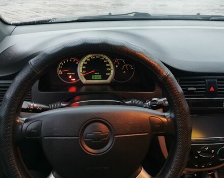 Черный Шевроле Лачетти, объемом двигателя 1.6 л и пробегом 185 тыс. км за 5300 $, фото 3 на Automoto.ua