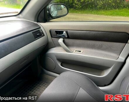 Черный Шевроле Лачетти, объемом двигателя 1.8 л и пробегом 161 тыс. км за 5000 $, фото 8 на Automoto.ua