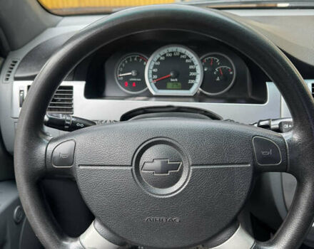 Черный Шевроле Лачетти, объемом двигателя 1.8 л и пробегом 220 тыс. км за 2999 $, фото 11 на Automoto.ua