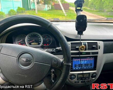 Черный Шевроле Лачетти, объемом двигателя 1.8 л и пробегом 161 тыс. км за 5000 $, фото 11 на Automoto.ua