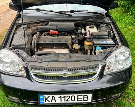 Черный Шевроле Лачетти, объемом двигателя 1.8 л и пробегом 161 тыс. км за 5000 $, фото 3 на Automoto.ua