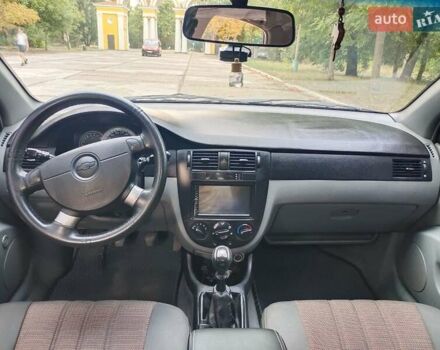 Черный Шевроле Лачетти, объемом двигателя 1.8 л и пробегом 265 тыс. км за 4600 $, фото 35 на Automoto.ua