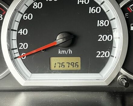 Черный Шевроле Лачетти, объемом двигателя 1.8 л и пробегом 176 тыс. км за 4500 $, фото 7 на Automoto.ua