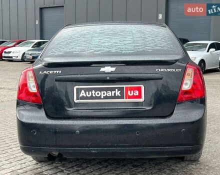 Черный Шевроле Лачетти, объемом двигателя 1.6 л и пробегом 247 тыс. км за 3890 $, фото 7 на Automoto.ua