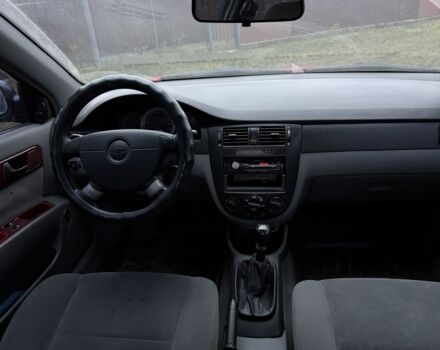 Черный Шевроле Лачетти, объемом двигателя 1.8 л и пробегом 213 тыс. км за 3750 $, фото 7 на Automoto.ua