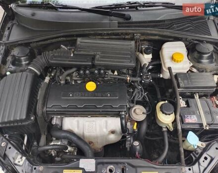 Черный Шевроле Лачетти, объемом двигателя 1.8 л и пробегом 265 тыс. км за 4600 $, фото 46 на Automoto.ua