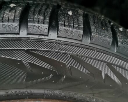 Черный Шевроле Лачетти, объемом двигателя 1.6 л и пробегом 185 тыс. км за 5300 $, фото 5 на Automoto.ua