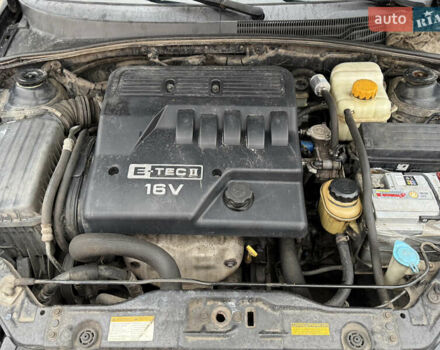 Черный Шевроле Лачетти, объемом двигателя 1.6 л и пробегом 260 тыс. км за 2900 $, фото 11 на Automoto.ua