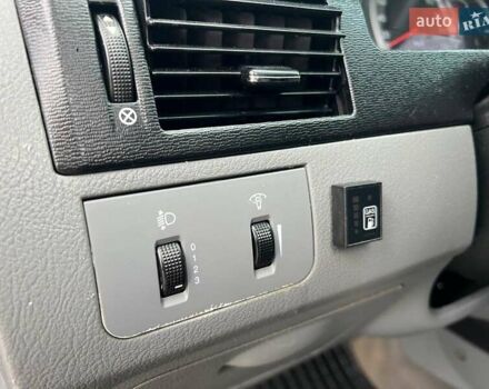 Черный Шевроле Лачетти, объемом двигателя 1.6 л и пробегом 247 тыс. км за 3890 $, фото 18 на Automoto.ua