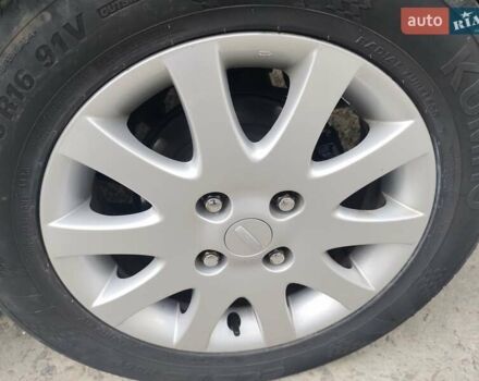 Черный Шевроле Лачетти, объемом двигателя 1.8 л и пробегом 265 тыс. км за 4600 $, фото 16 на Automoto.ua