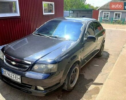 Черный Шевроле Лачетти, объемом двигателя 1.8 л и пробегом 150 тыс. км за 4800 $, фото 2 на Automoto.ua
