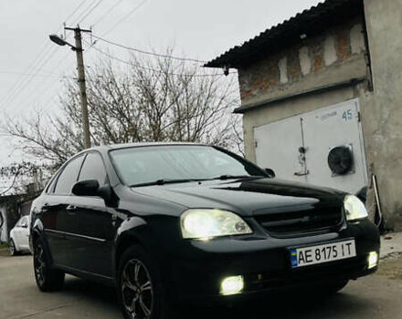 Черный Шевроле Лачетти, объемом двигателя 1.6 л и пробегом 218 тыс. км за 4800 $, фото 2 на Automoto.ua