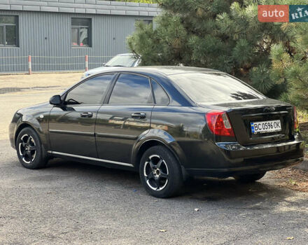 Черный Шевроле Лачетти, объемом двигателя 1.8 л и пробегом 248 тыс. км за 4250 $, фото 12 на Automoto.ua