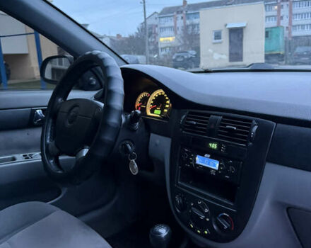 Черный Шевроле Лачетти, объемом двигателя 1.6 л и пробегом 233 тыс. км за 3750 $, фото 18 на Automoto.ua