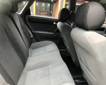 Черный Шевроле Лачетти, объемом двигателя 1.6 л и пробегом 198 тыс. км за 3600 $, фото 4 на Automoto.ua