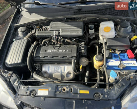 Черный Шевроле Лачетти, объемом двигателя 1.8 л и пробегом 248 тыс. км за 4250 $, фото 24 на Automoto.ua