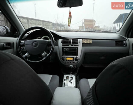 Черный Шевроле Лачетти, объемом двигателя 1.8 л и пробегом 243 тыс. км за 4489 $, фото 1 на Automoto.ua