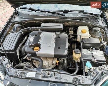 Черный Шевроле Лачетти, объемом двигателя 1.8 л и пробегом 270 тыс. км за 4600 $, фото 12 на Automoto.ua