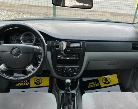 Чорний Шевроле Лачетті, об'ємом двигуна 1.8 л та пробігом 237 тис. км за 3600 $, фото 9 на Automoto.ua