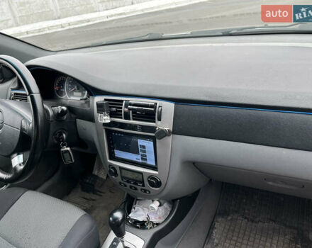 Чорний Шевроле Лачетті, об'ємом двигуна 1.8 л та пробігом 315 тис. км за 4550 $, фото 9 на Automoto.ua