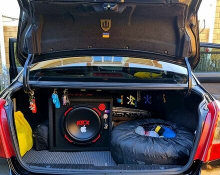 Черный Шевроле Лачетти, объемом двигателя 1.8 л и пробегом 281 тыс. км за 4200 $, фото 4 на Automoto.ua