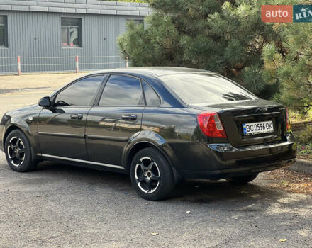 Черный Шевроле Лачетти, объемом двигателя 1.8 л и пробегом 248 тыс. км за 4250 $, фото 11 на Automoto.ua