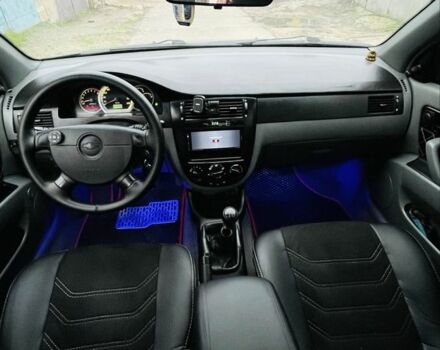 Чорний Шевроле Лачетті, об'ємом двигуна 1.6 л та пробігом 218 тис. км за 4800 $, фото 17 на Automoto.ua